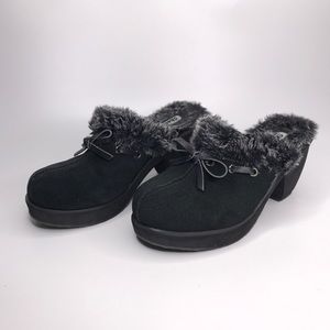 Skechers Black Suede Faux Fur Clog Mules Size 8